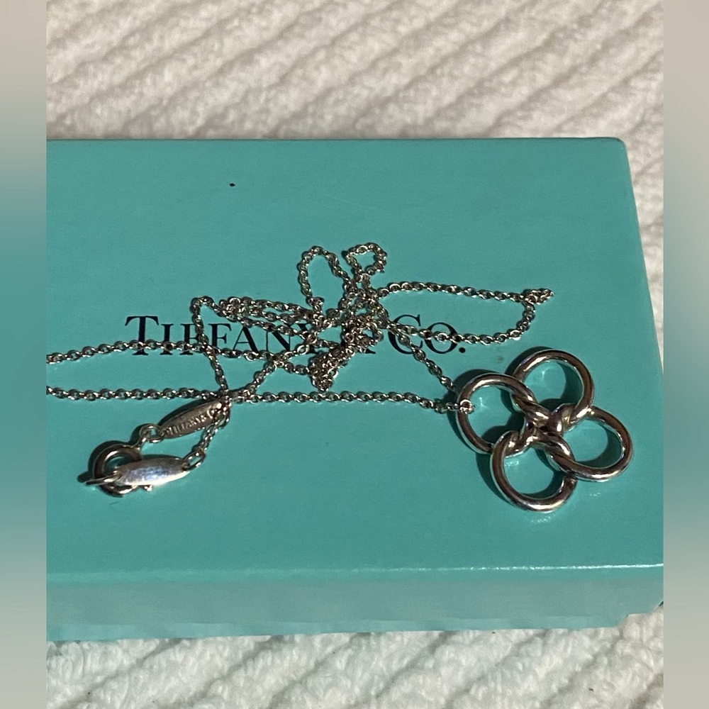 Tiffany & Co Elsa Peretti Quadrifoglio Pendant